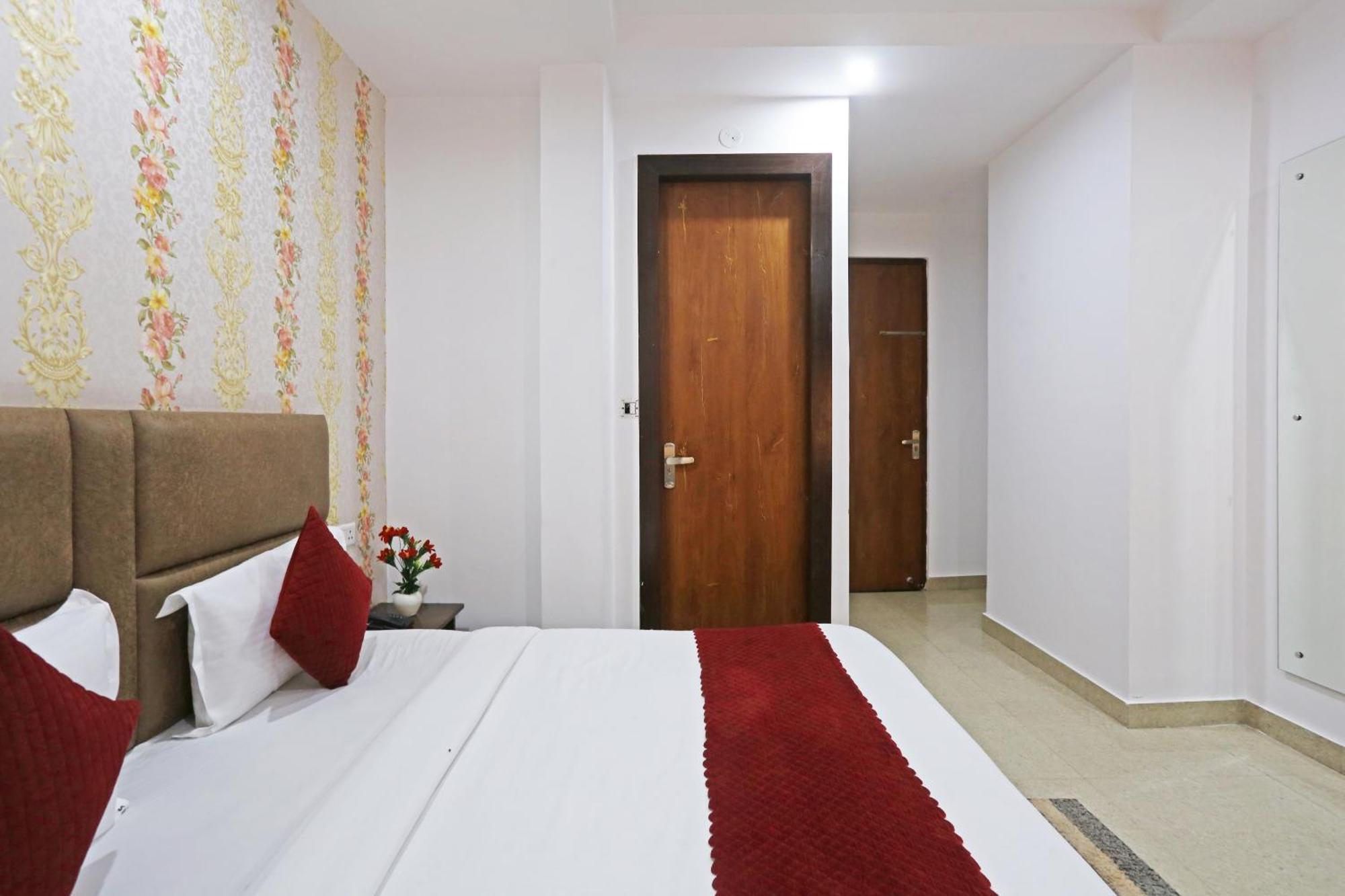 Grand City Maxx A Family Near Igi Delhi Airport