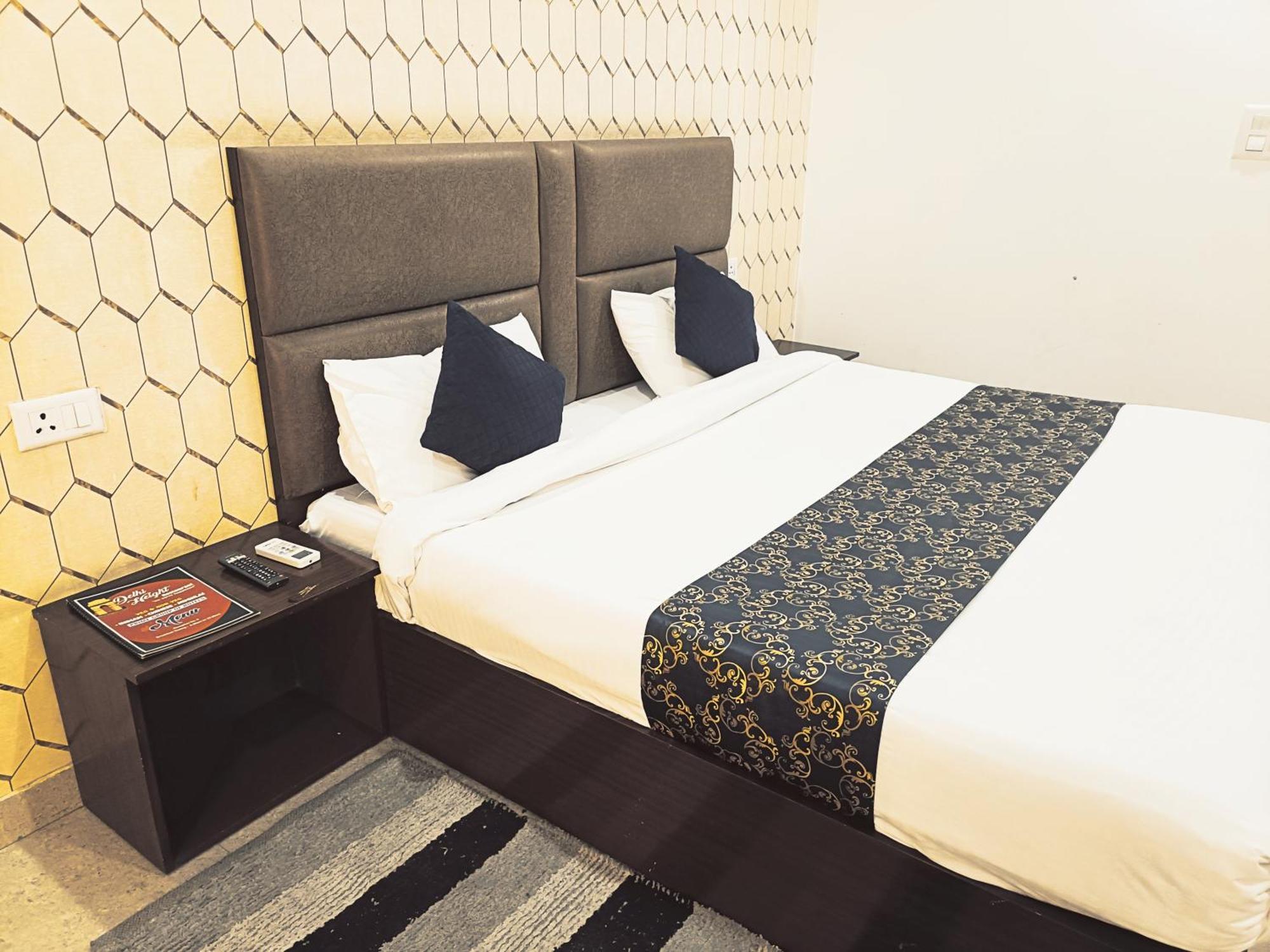 Hotel Grand City Maxx A Family Near Igi Delhi Airport 4*